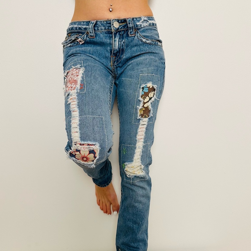 True Religion Low Rise Vintage Boho Patchwork Skinny Distressed Blue Jeans - Picture 3 of 16
